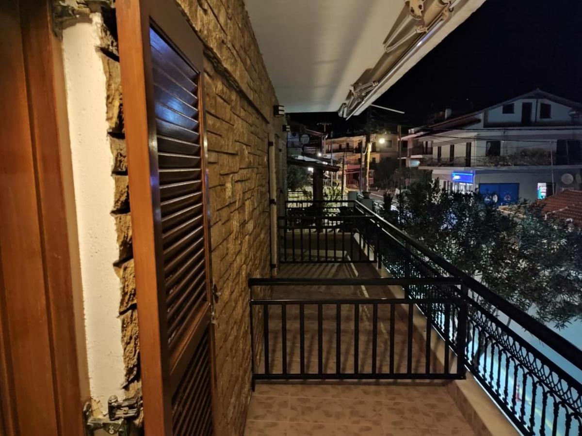 Ξενώνας Φωτεινη Uranúpoli Kültér fotó